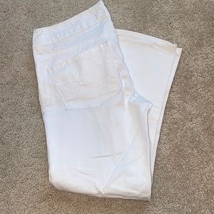 American Eagle outfitters capris, size 4.